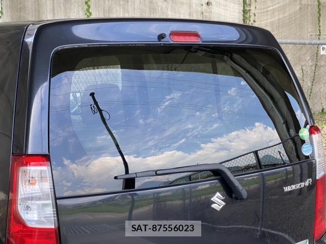 Suzuki WAGON R 2014-04 8330680-6