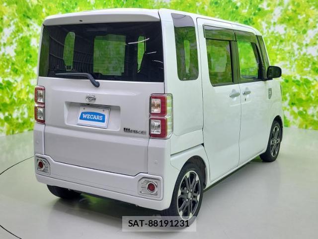 Daihatsu WAKE 2021-02 8329449-2