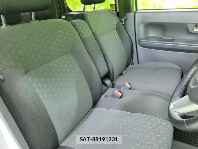 Daihatsu WAKE 2021-02 8329449-4