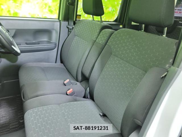 Daihatsu WAKE 2021-02 8329449-6