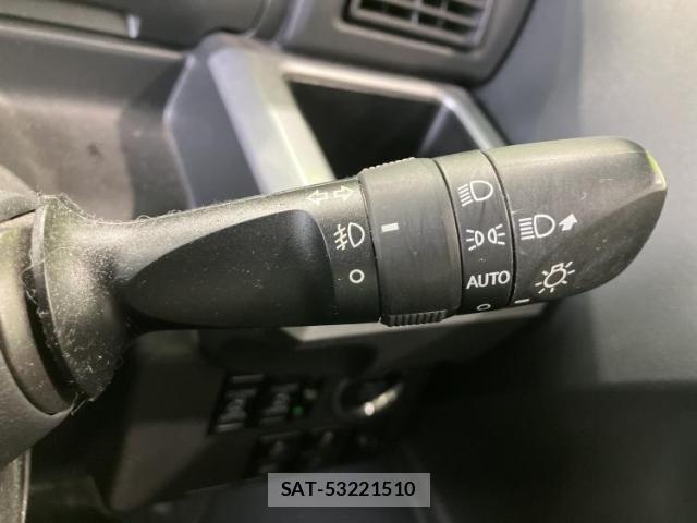 Daihatsu WAKE 2018-09 8330569-14