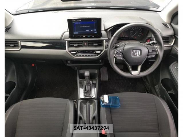 Honda WR-V 2025-03 8330116-2