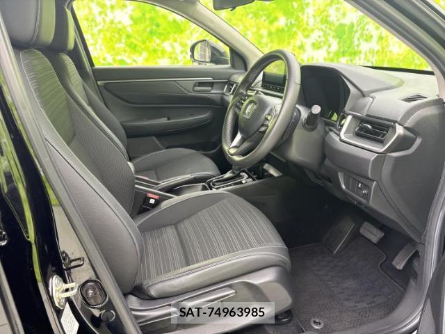 Honda WR-V 2024-03 8330605-3
