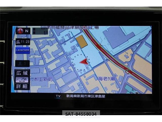 Subaru WRX S4 2017-02 8327941-1