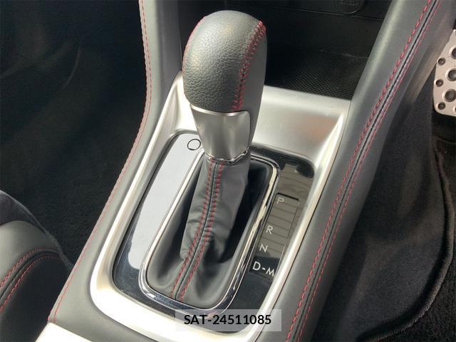 Subaru WRX S4 2015-07 8328616-9