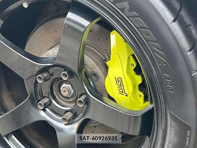 Subaru WRX S4 2017-10 8329781-19