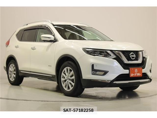 Nissan X-TRAIL 2018-03 8327934-6