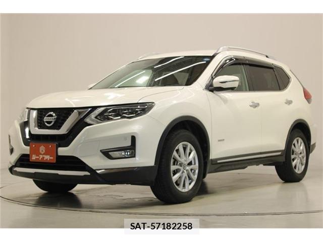 Nissan X-TRAIL 2018-03 8327934-8