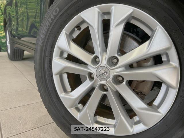 Nissan X-TRAIL 2016-02 8328575-12