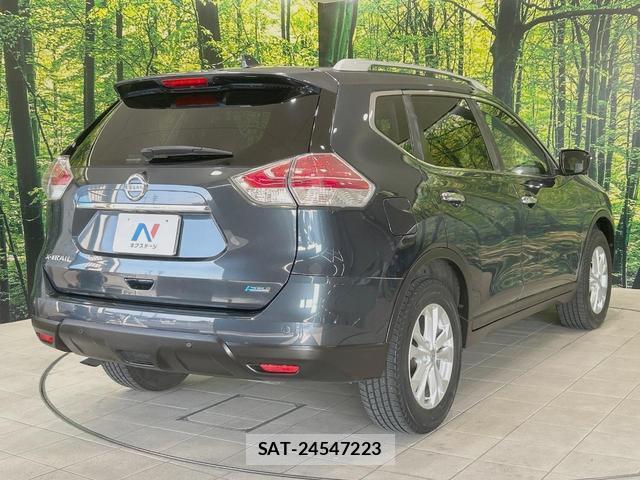 Nissan X-TRAIL 2016-02 8328575-16