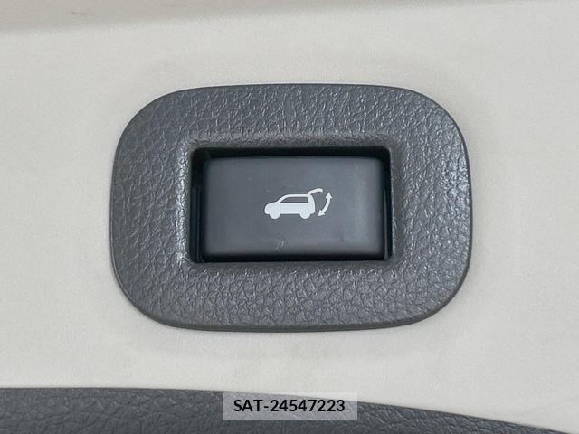 Nissan X-TRAIL 2016-02 8328575-4