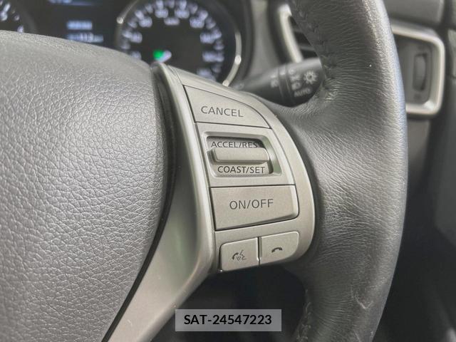 Nissan X-TRAIL 2016-02 8328575-6