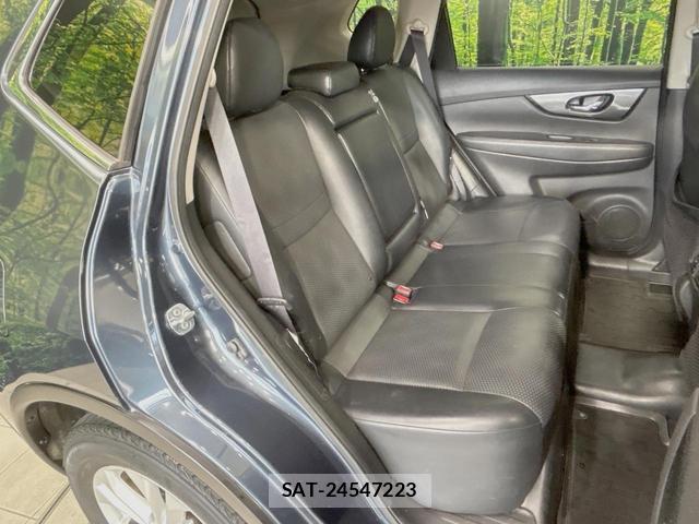 Nissan X-TRAIL 2016-02 8328575-8