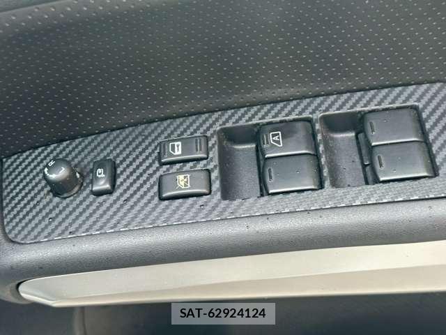 Nissan X-TRAIL 2013-07 8328732-10
