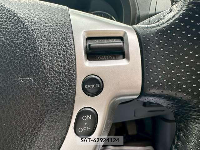 Nissan X-TRAIL 2013-07 8328732-16