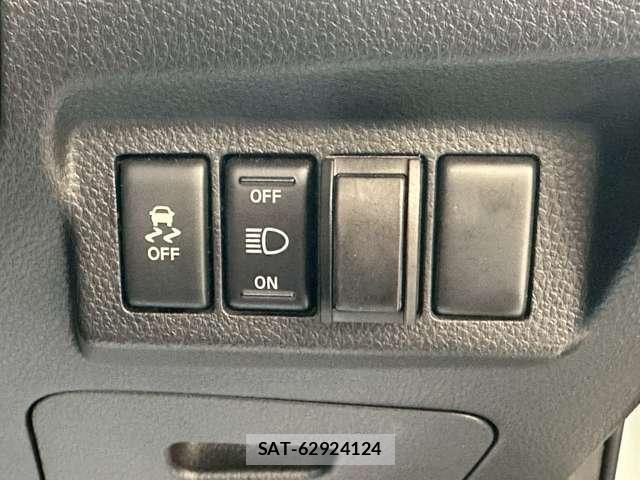 Nissan X-TRAIL 2013-07 8328732-3