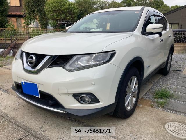 Nissan X-TRAIL 2016-06 8328885-1