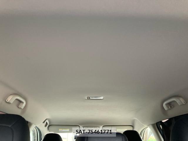 Nissan X-TRAIL 2016-06 8328885-10