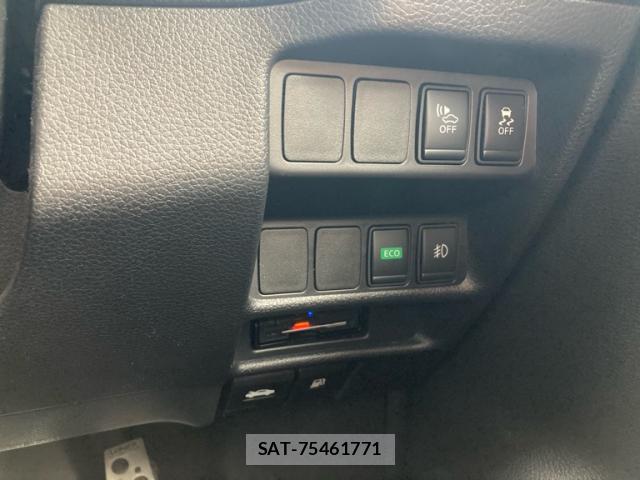 Nissan X-TRAIL 2016-06 8328885-14