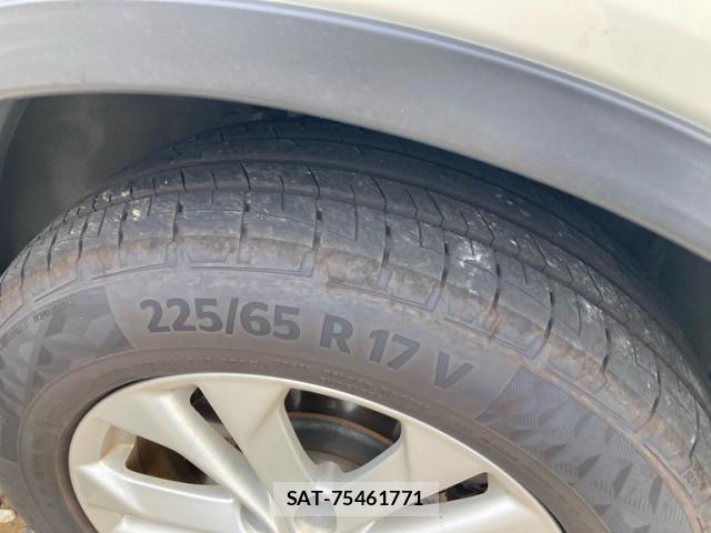 Nissan X-TRAIL 2016-06 8328885-4