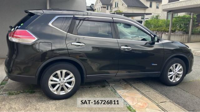 Nissan X-TRAIL 2017-03 8329340-10