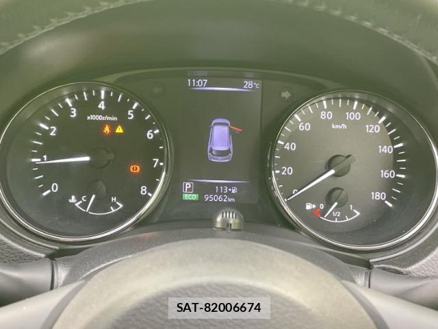 Nissan X-TRAIL 2018-03 8329604-12