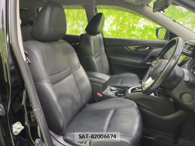 Nissan X-TRAIL 2018-03 8329604-3