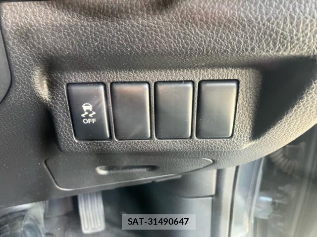 Nissan X-TRAIL 2011-08 8329924-10