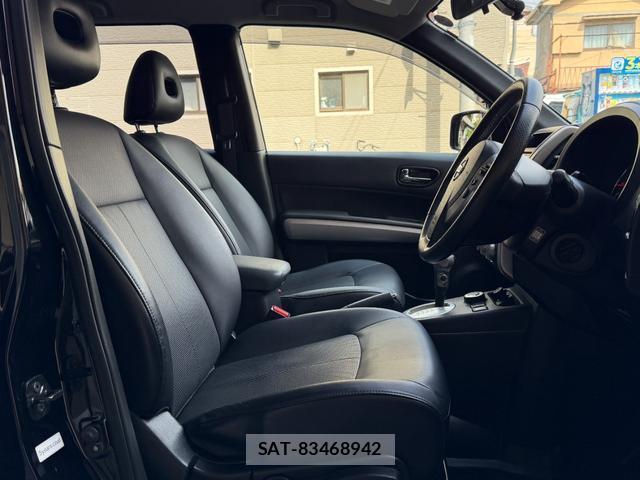 Nissan X-TRAIL 2013-10 8329980-7