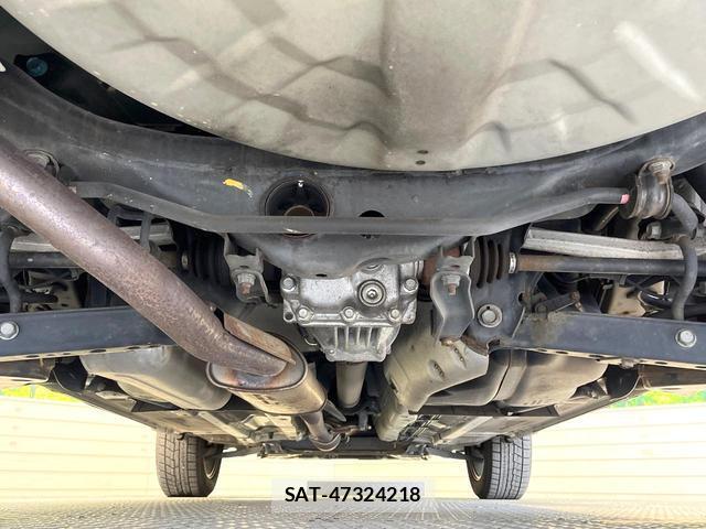 Nissan X-TRAIL 2013-08 8330355-18