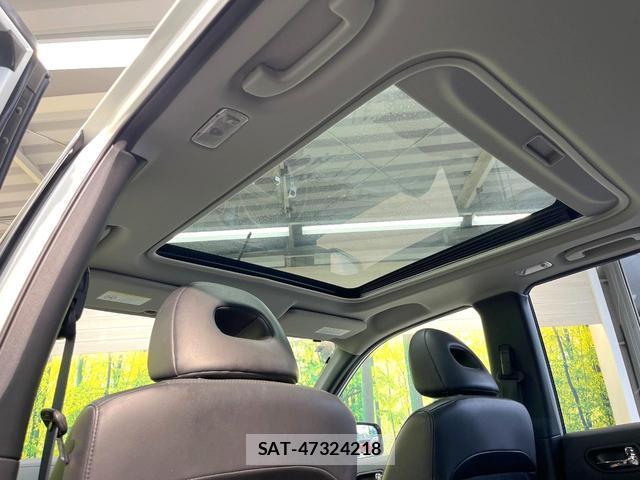 Nissan X-TRAIL 2013-08 8330355-4
