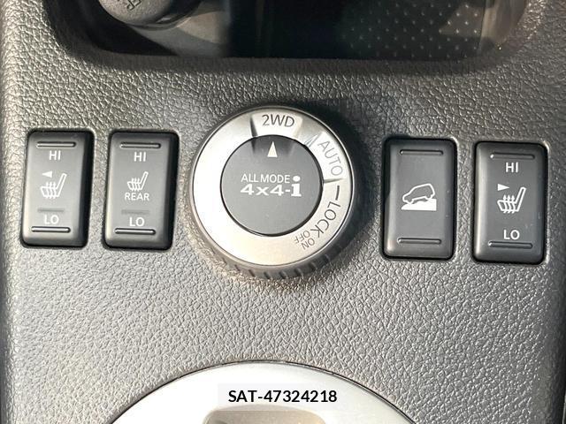 Nissan X-TRAIL 2013-08 8330355-5