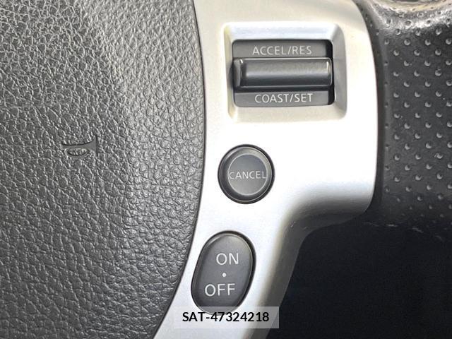 Nissan X-TRAIL 2013-08 8330355-6