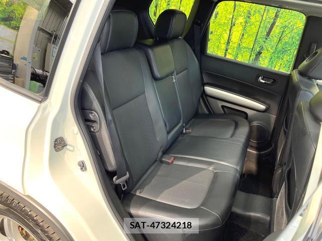 Nissan X-TRAIL 2013-08 8330355-8