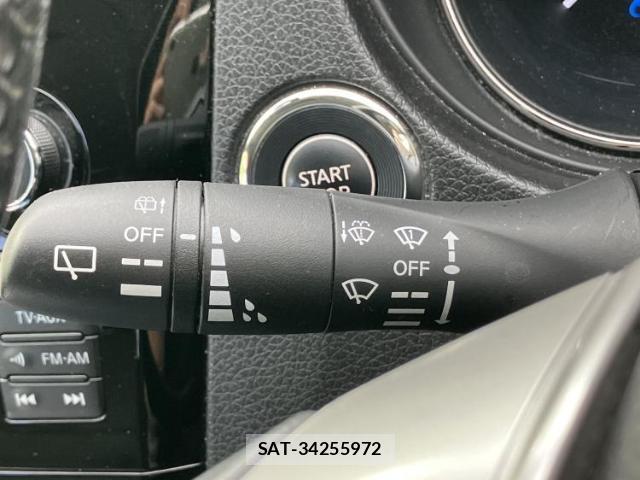 Nissan X-TRAIL 2016-02 8330503-14