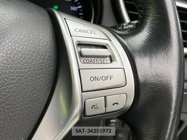 Nissan X-TRAIL 2016-02 8330503-17