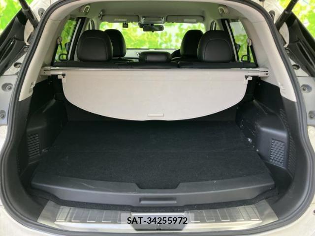 Nissan X-TRAIL 2016-02 8330503-7
