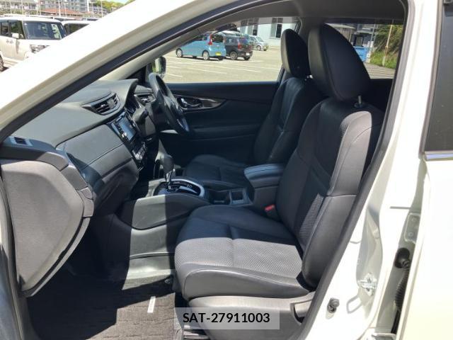 Nissan X-TRAIL 2017-08 8330664-5