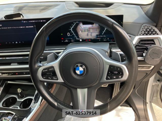 Bmw X7 2023-10 8328856-15