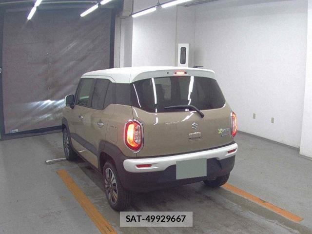 Suzuki X BEE 2026-04 8330046-4