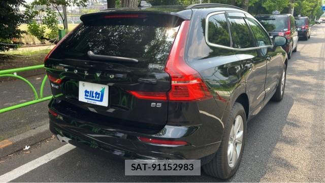 Volvo XC60 2022-09 8329284-12