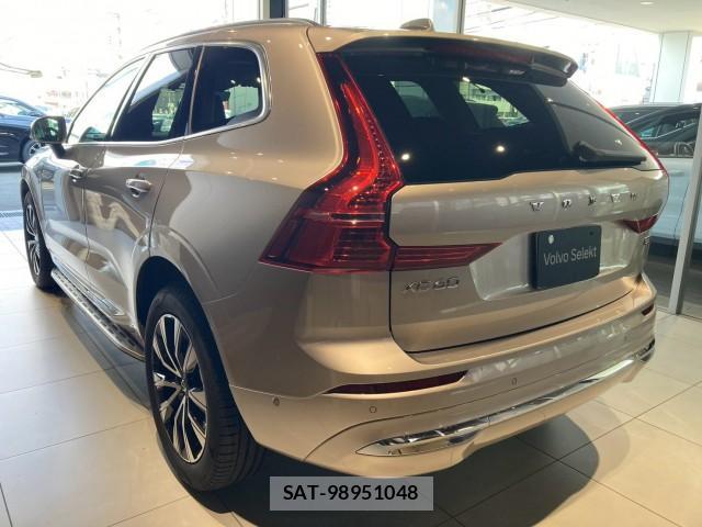 Volvo XC60 2025-01 8329872-3