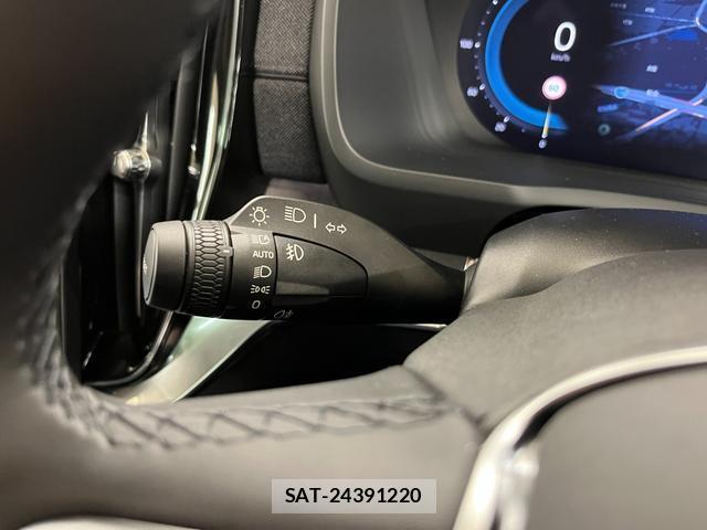 Volvo XC90 2025-03 8329906-13
