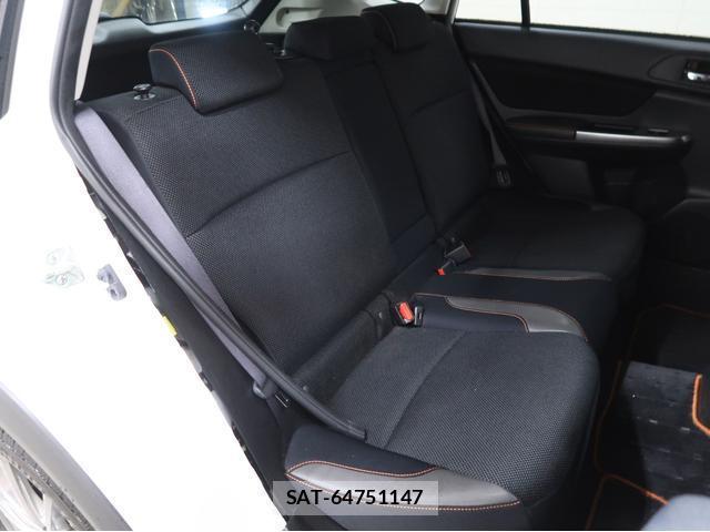 Subaru XV 2015-11 8328393-5