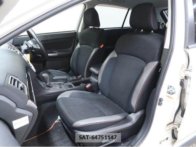 Subaru XV 2015-11 8328393-6