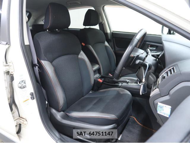 Subaru XV 2015-11 8328393-8