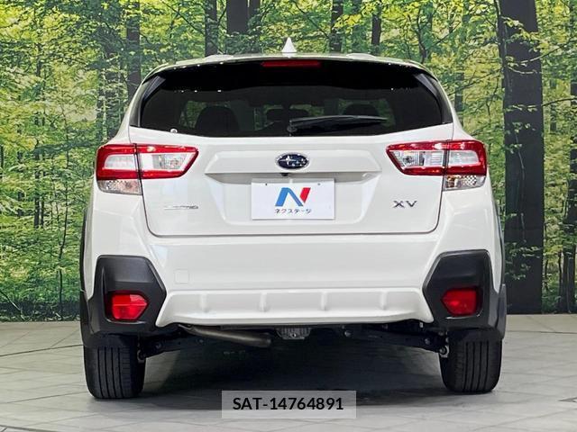 Subaru XV 2017-08 8328522-14