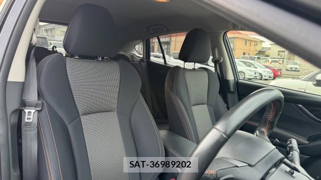 Subaru XV 2018-10 8329304-4