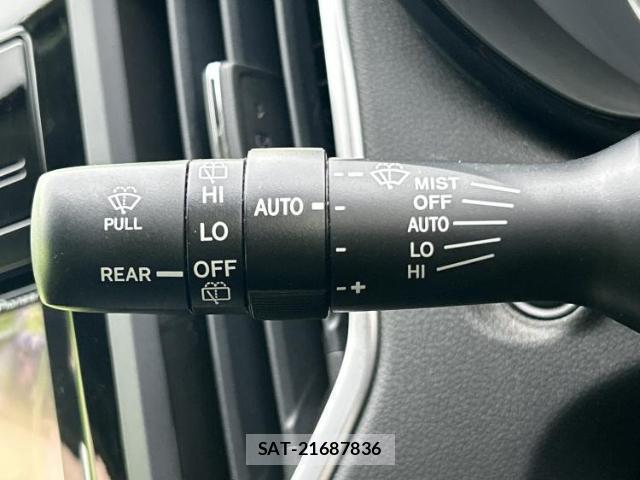 Subaru XV 2018-09 8330467-14