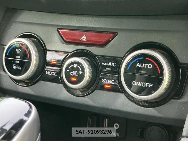 Subaru XV 2017-05 8330481-11